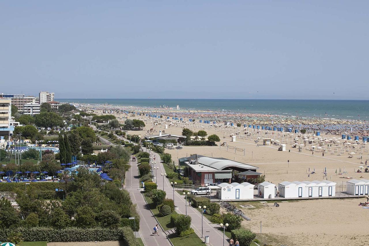 Vania Bibione Exterior photo